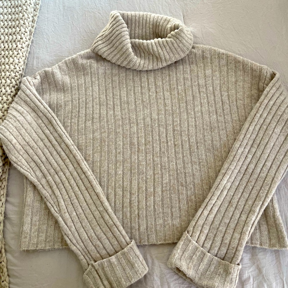 Cream Women’s Turtleneck